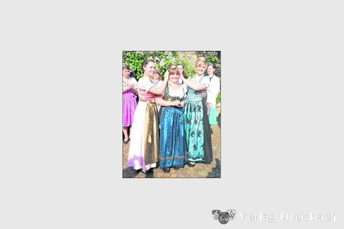 ... und Juliana Venino neue Weinprinzessin. 	

 	(Fotos: Dörhöfer)