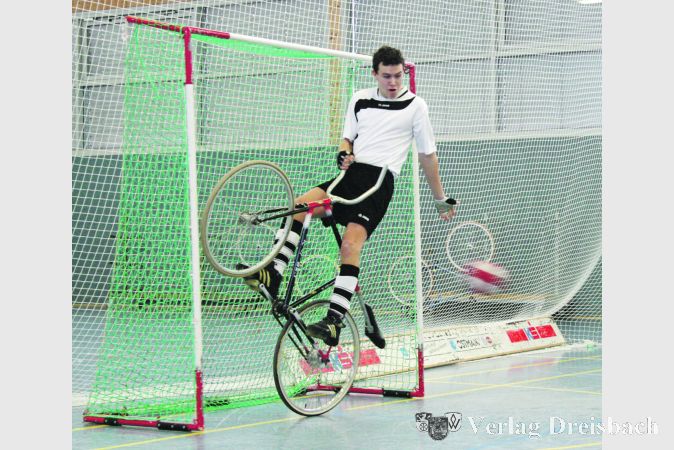 Mit ähnlich spektakulären Paraden will Lars Meierle die japanischen Zuschauer beim Japan-Cup begeistern.