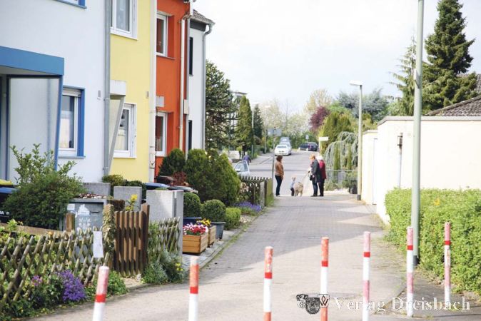 &nbsp;

	&nbsp;

	Die Gartenstadt s&uuml;dlich Massenheims war in den 70er-Jahren, och vor der Eingemeindung nach Hochheim ein Versuch, modernes Wohnen statt im gewachsenen st&auml;dtischen Umfeld auf einer Freifl&auml;che zu entwicklen. Heute sind solche Projekte nicht mehr denkbar.?(gus/Fotos: Steinacker)

	&nbsp;

	&nbsp;