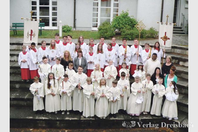 Das obligatorische Gruppenfoto der Erstkommunionkinder von St. Marien Ginsheim 2014.&nbsp;&nbsp; &nbsp;?(Fotos: privat)

&nbsp;