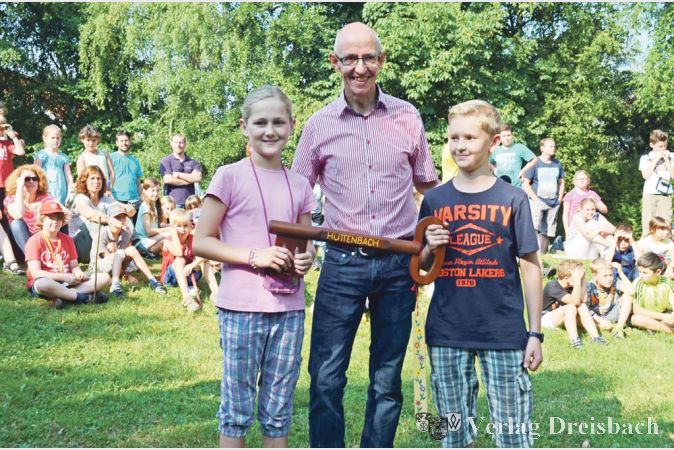 In H&uuml;ttenbach gibt es eine B&uuml;rgermeisterin und einen B&uuml;rgermeister. Anna F&uuml;rstenfelder und Ernst Ahmedow gewannen die Wahlen.?(Foto: R. D&ouml;rh&ouml;fer)

&nbsp;