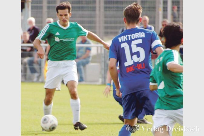 VfB-Spielertrainer Carsten Hennig ist mit seiner Mannschaft durch die Heimniederlage gegen Viktoria Urberach ins Tabellenmittelfeld abgerutscht.&nbsp;&nbsp; &nbsp;?(Foto: privat)

&nbsp;