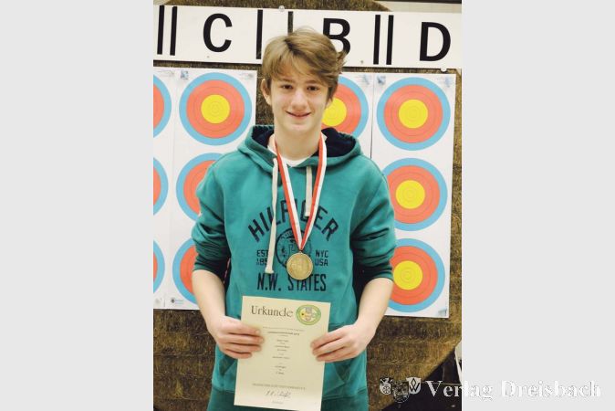 Bronzemedaille in der Jugendklasse Blankbogen: Leonhard Brehl?(Foto: privat)

&nbsp;