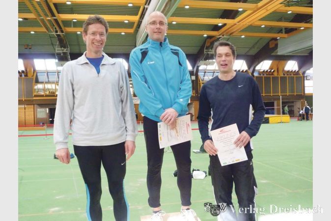 Volker Lellek bei der Siegerehrung des 60m H&uuml;rdenlaufs.?(Foto: privat)

&nbsp;