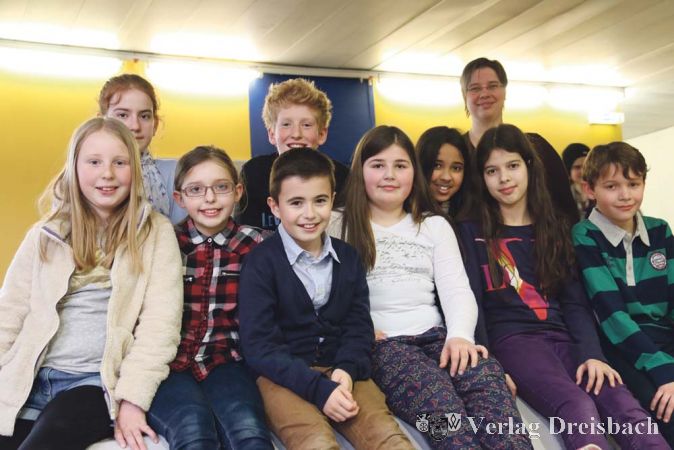 Die Sch&uuml;ler und Sch&uuml;lerinnen aus der Klasse 5G2 von Anna Heymann freuten sich sichtlich &uuml;ber die Ehrung ihrer Klassengemeinschaft.?(Fotos: A. Kreusch)

&nbsp;

&nbsp;