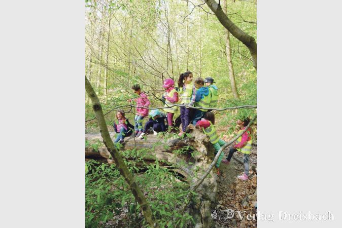 Aufregend war f&uuml;r die &bdquo;Wackelz&auml;hne&ldquo; der Ausflug in den Wiesbadener Wald, der auf dem Neroberg endete.&nbsp;&nbsp; &nbsp;?(Foto: privat)

&nbsp;