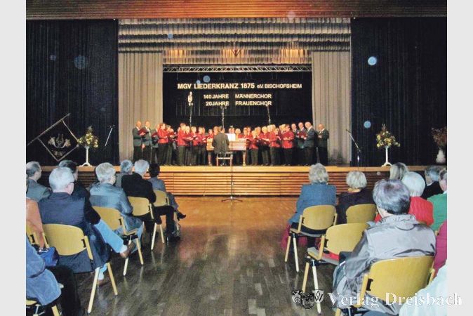 Der Don Kosaken Chor Serge Jaroff ist ein hochkar&auml;tiges Spitzenensemble, das das Jubil&auml;umskonzert des MGV Liederkranz kr&ouml;nte.
(Foto: privat)