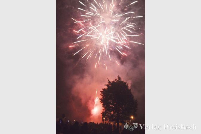 Mit dem traditionellen Feuerwerk endete die Kerb am Sonntagabend.