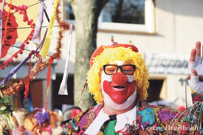 Ein clown ist manchmal auch ein Narr – zur Fastnacht passt das wunderbar.