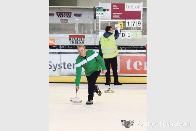 Der Fl&ouml;rsheimer und Pr&auml;sident des Namibischen Eisstocksportverbandes Detlef Pfeifer nahm mit dem namibischen Nationalteam bereits zum vierten Mal an einer Weltmeisterschaft teil.
(Foto: privat)