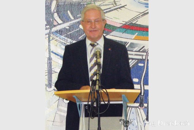 Wolf schilderte in seiner Dankesrede, was ihn haupts&auml;chlich interessiert: das Singen und das Reisen, beides betreibt er weiterhin sehr aktiv.