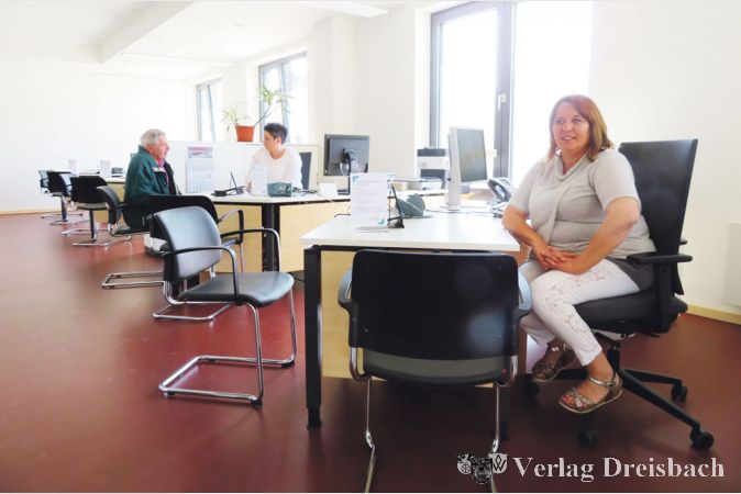 Im neuen Stadtb&uuml;ro warten freundliche Mitarbeiterinnen auf Fl&ouml;rsheimer, die ihren Service etwa in Sachen Sperrm&uuml;llabholung, Beglaubigungen, Fundsachen, Gewerbeanmeldung, Personalausweis oder Meldebescheinigung in Anspruch nehmen m&ouml;chten.
