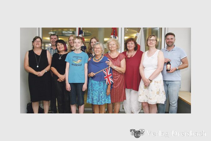 Sehr zufrieden waren die zw&ouml;lf Teilnehmerinnen und zwei Teilnehmer mit dem Erlebten bei der Summer School, dem Englischkurs in Crewe mit reichlich Begleitpogramm dank der englischen Partnerschaftvereinigung CANTA.
(gus/Fotos: Steinacker)
&nbsp;
