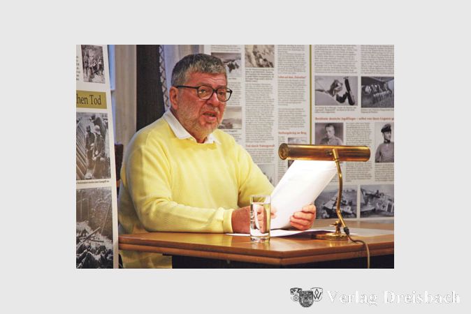 Hans-Benno Hauf trug Ausz&uuml;ge aus den von Dr. Hildegard Kastrup ausgewerteten Briefwechseln zwischen dem Soldaten Wilhelm Schorr und seiner Ginsheimer Familie vor.