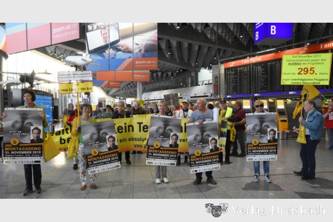 Die BBI ruft anlässlich der sich zum achten Mal jährenden Inbetriebnahme der Landebahn Nordwest zur Teilnahme an der Montagsdemo am kommenden Montag im Terminal 1 auf.