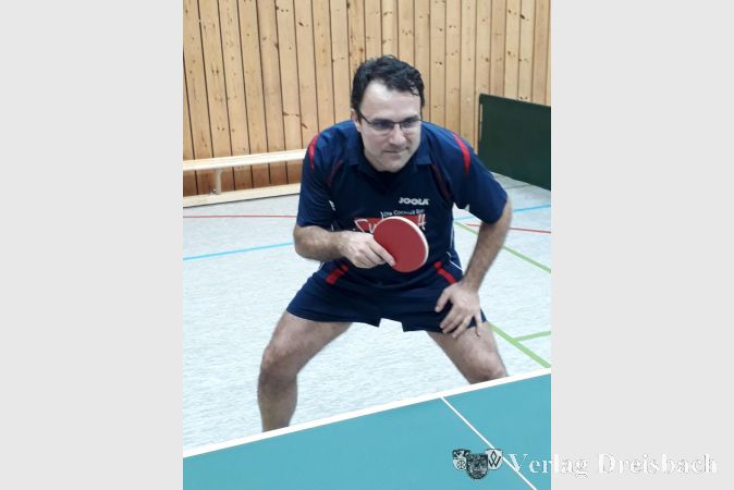 Edward Novac aus der 1. Mannschaft mit einer aktuellen Bilanz von 8:3 Spielen.
