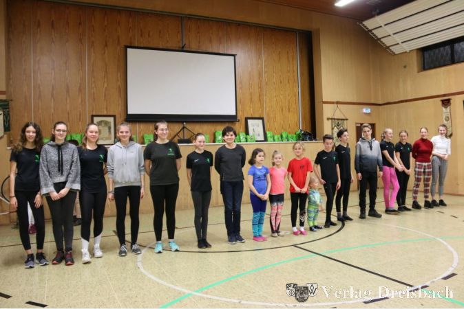 Zwischen die vielen jugendlichen Aktiven des R.K. Wanderlust hatte sich bei der Familienfeier das eine oder andere "Nachwuchstalent" geschmuggelt.