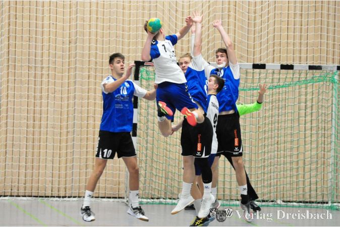 Im Spiel gegen die TSG Münster hielt das Abwehrbollwerk der HoWi-B-Jugend.