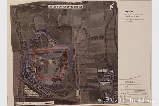 Planung der Deponie Wicker II (Deponie auf Deponie), hier rot gekennzeichnet.