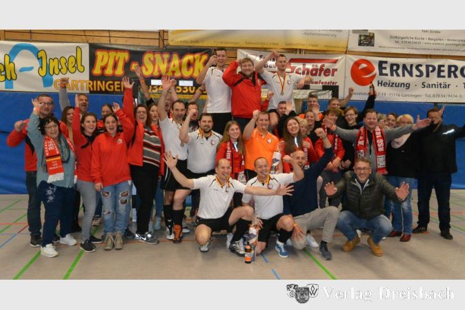 Hochzufrieden waren nicht nur die frsichgebackenen Silbermedaiillengewinner der RSG über ihren Deutschen Vizemeistertitel, es freuten sich auch eine ganze Reihe mtgereister Unterstützer in Gärtringen über den Erfolg.