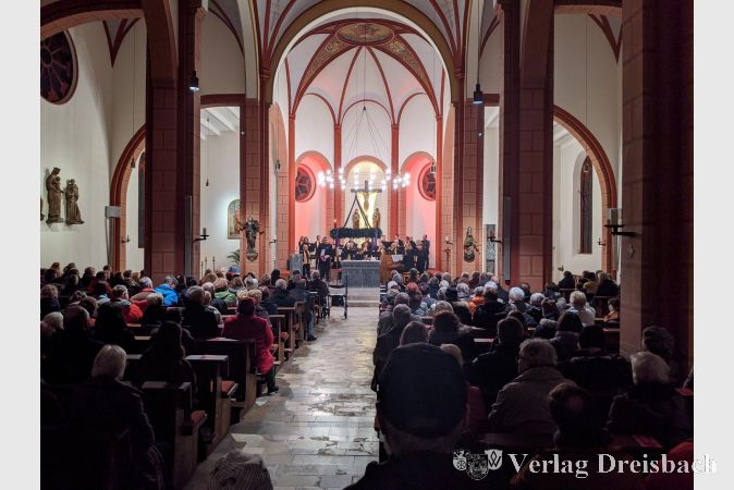 In der katholischen Kirche St. Vitus erklang ab 14 Uhr besinnliche Adventsmusik.