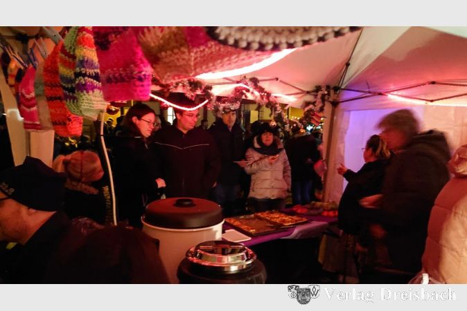 An den Ständen ließen süße und auch herzhafte Köstlichkeiten keine Wünsche offen.