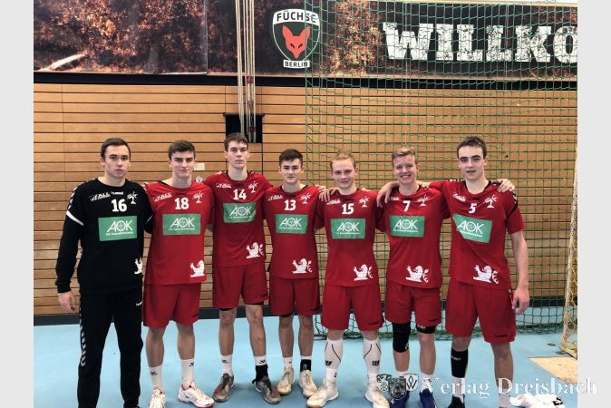 HoWi-Schützlinge im Hessentrikot: Felix Fox, Jakob Kiedrowicz, Lucas Cecco, Jan Zeiträger, Till Szántó, Tom Klein, Paul Ohl.
