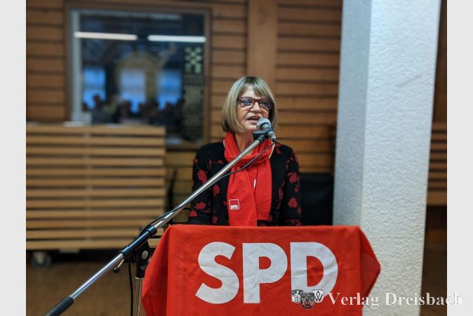 Die Vorsitzende Christel Hesse begrüßte die zahlreich erschienenen Gäste und blickte zurück auf das vergangene Jahr.
