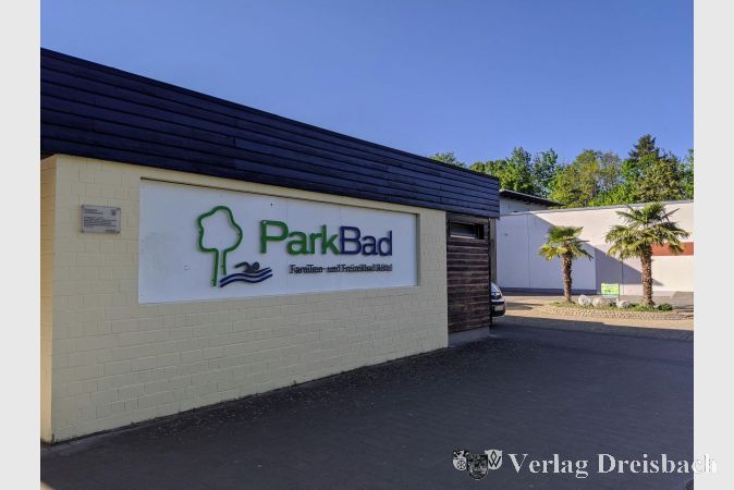 Die Öffnung des Parkbads in Kriftel wurde auf unbestimmte Zeit verschoben.
