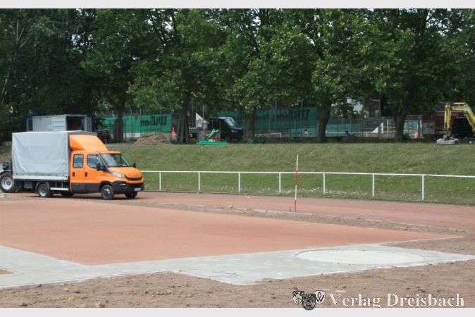 Die neue Kugelstoßanlage für die Leichtathleten.
