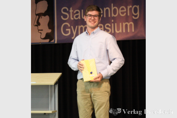 Joshua Azvedo ist der Jahrgangsbeste unter den GSG-Abiturientinnen und -Abiturienten.
