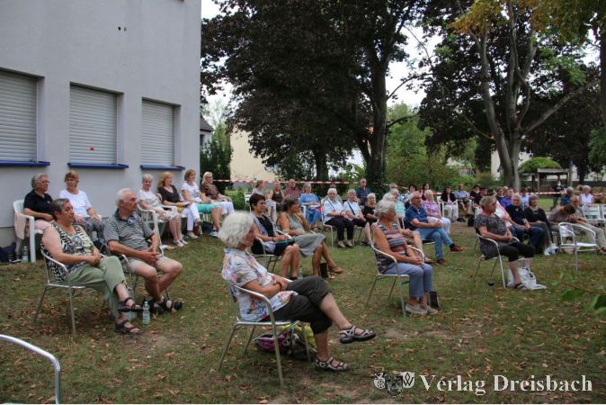 In der Alfred-Embs-Anlage konnte das Publikum großzügig platziert werden.