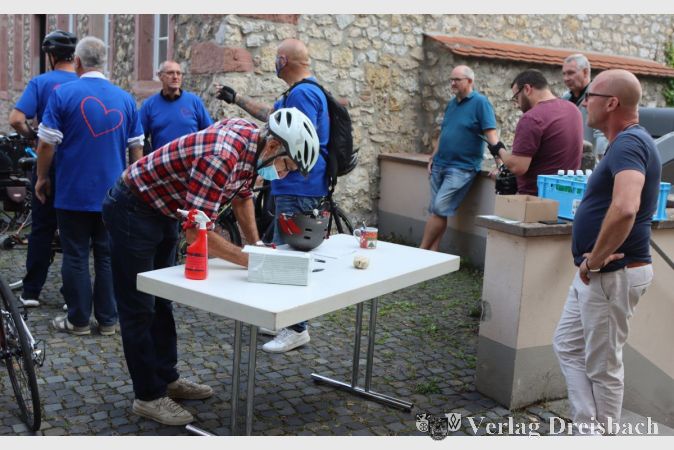 Nicht etwa der Teilnahme am Stadtradeln galt die Anmeldung zur Auftakttour, sondern der Nachverfolgbarkeit im Falle einer Corona-Infektion.