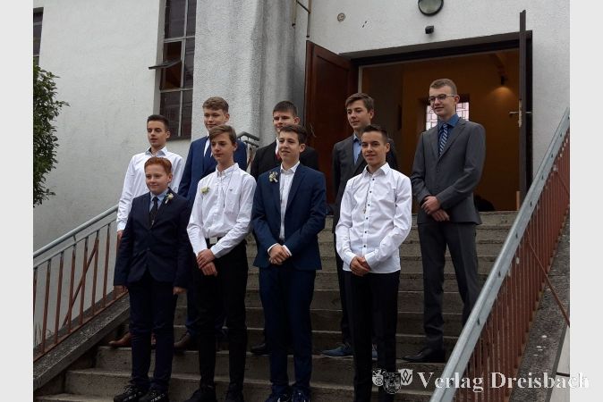 Stolz stellte man sich schließlich zum Gruppenfoto auf.