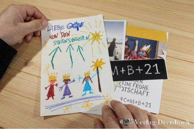 Das Sternsinger-Segenspaket: Bestückt mit einer kleine Spendentüte, einem Flyer, einem persönlichen Gruß und dem Segen der Sternsinger, kann die Botschaft der Sternsinger kontaktlos und kreativ zu den Menschen kommen.