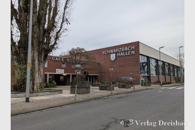Für die kommenden Kommunalwahlen werden die Wahllokale ausnahmsweise in den Schwarzbachhallen untergebracht. Dort hat man mehr Möglichkeiten, um während der Pandemie das Einhalten der Abstände untereinander erfolgreich zu steuern.