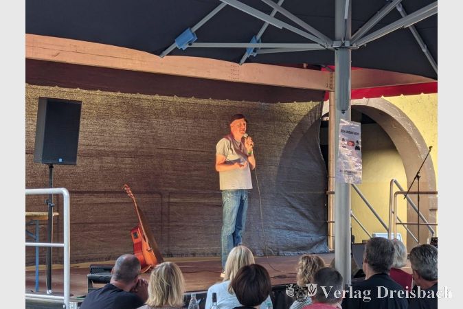 John Doyle hatte viel zu berichten über sprachliche Missverständnisse für einen Deutsch-Amerikaner.