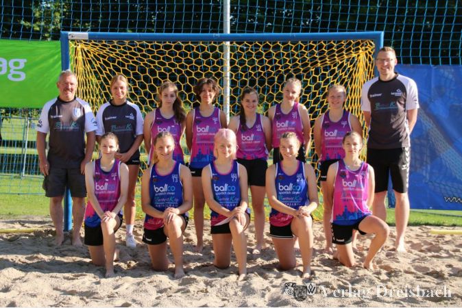Die weibliche B-Jugend hat das Finale zur Hessenmeisterschaft im Beachhandball erreicht.