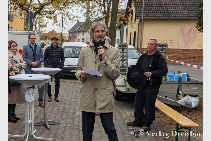 Holger Kazzer richtete Worte des Dankes an alle am Bau in der Untertorstraße Beteiligten.