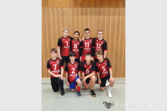 Die U16 2 schließt ihre Bezirksligarunde ungeschlagen und ohne Satzverlust ab.