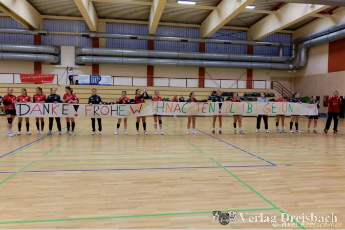 Dieser Gruss des gesamten TSG-Teams geht an die TSG-Fans in der Halle, aber auch an alle, die nicht da sein konnten. Die TSG bedankt sich für die tolle Unterstützung in diesem Jahr 2021.