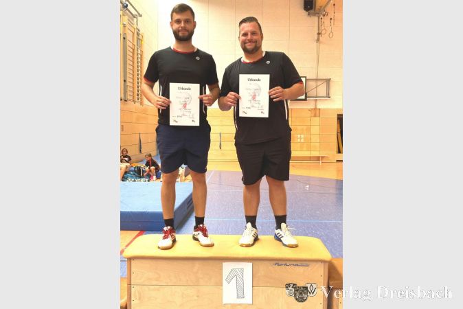 Constantin und Maximilian Metzler auf dem Podium des Ranglistenturniers in Eltville.