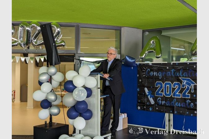 Schulleiter Dr. Dietrich Heither verdeutlichte die große Verantwortung, die alle Abiturientinnen und Abiturienden fortan in Hinblick auf die Zukunft tragen.