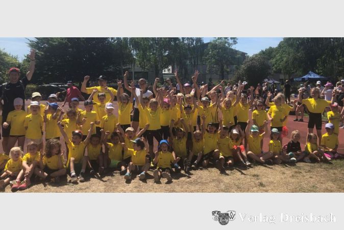 Groß ist die Freude bei der SG DJK Hattersheim über die Urkunden und Medaillen beim Gaukinderturnfest.