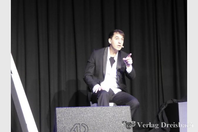 Björn Breckheimer startet als „Regisseur“ sein Solostück im Showspielhaus.