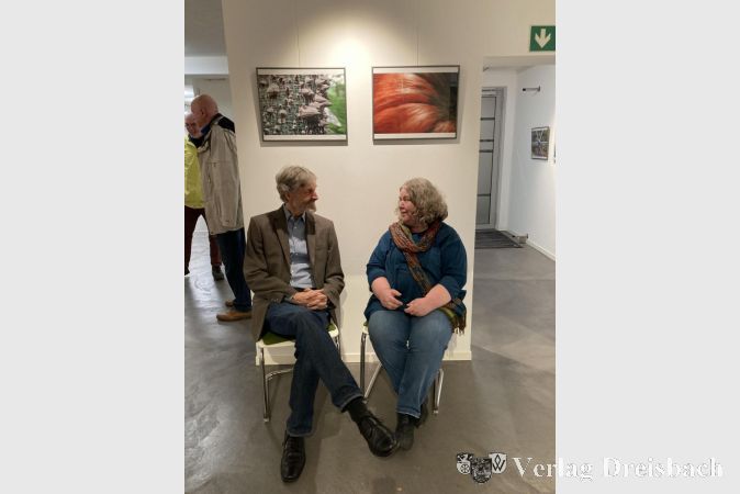 Andrea Kreusch und Holger Kazzer im Gespräch.