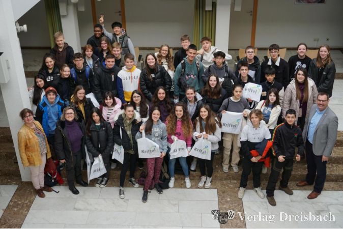 Die deutschen Weingartenschüler/innen mit ihren Gästen aus La Rioja in Nordspanien.