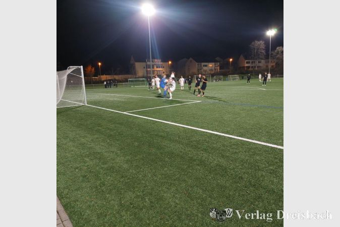 A2-Jugend: Mit einer starken Angriffsleistung gelang der JSG Kriftel/Hofheim 2 ein hoher 5:2-Sieg gegen den 1. FC Viktoria Sindlingen.