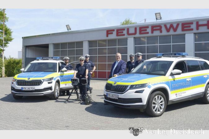 Die Stadtpolizei hat eine neue Geschwindigkeitsmessanlage und ein neues Fahrzeug angeschafft.
