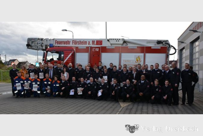 Am Wochenende wurden zahlreiche Mitglieder der Freiwilligen Feuerwehren geehrt und befördert.